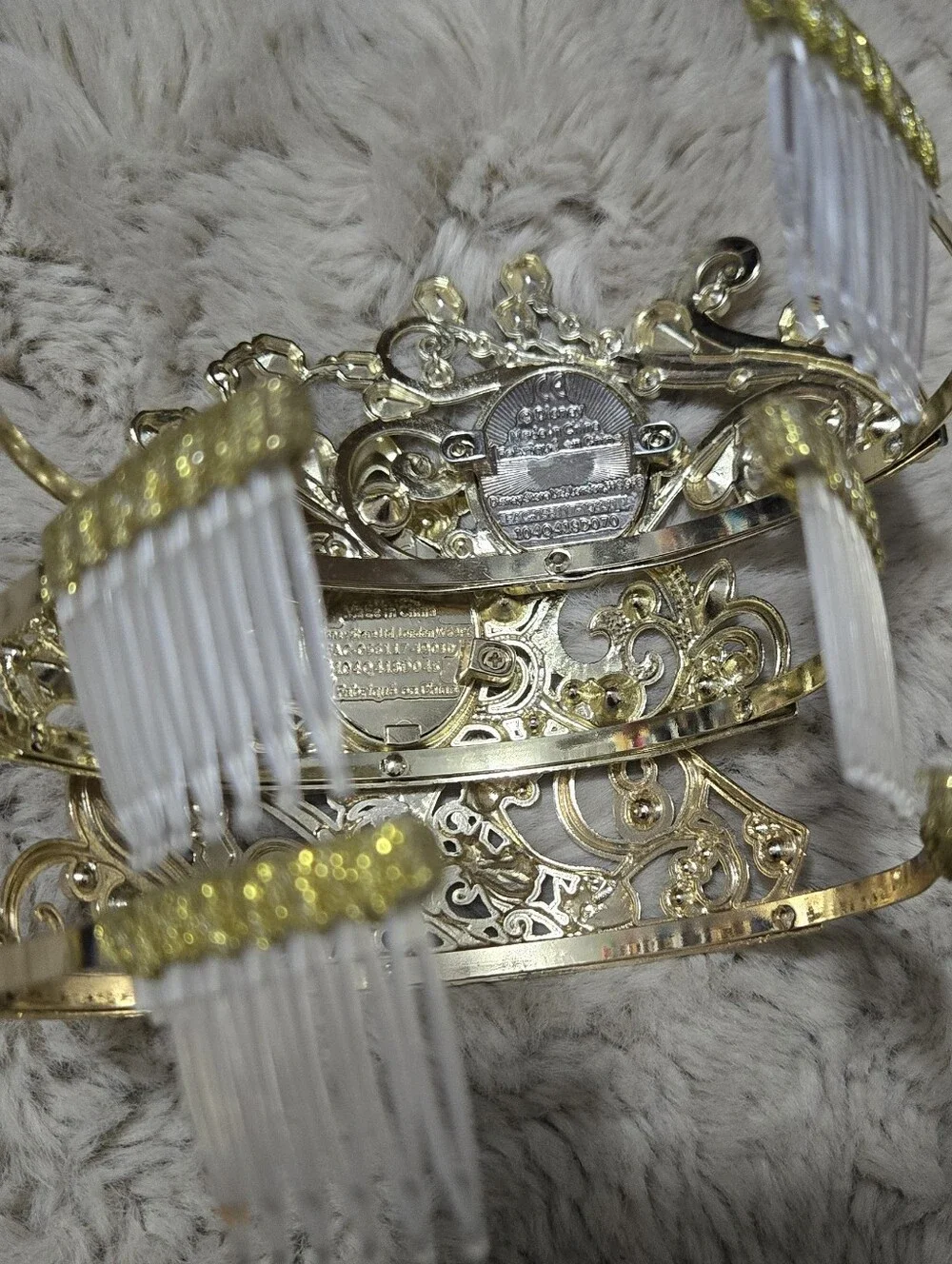 Disney Princess Gold Tone Heavy Crowns (3)
